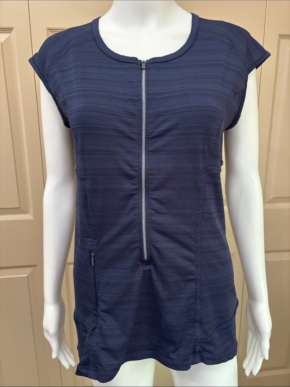 ATHLETA Pacifica Illume UPF Fitted Tank